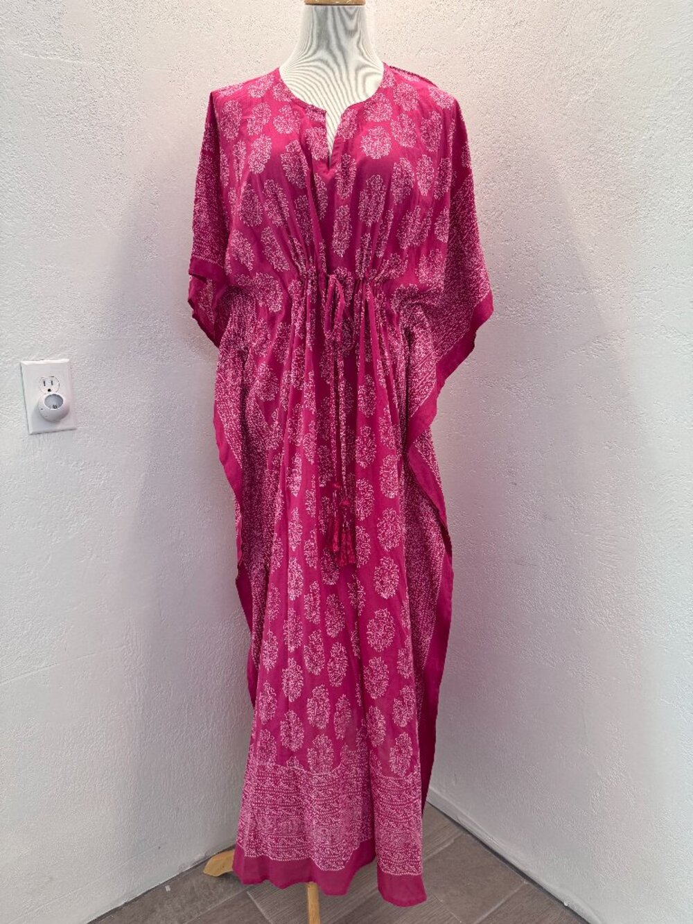NWOT PAX PHILOMENA White Floral Pink Maxi Kaftan Dress OS